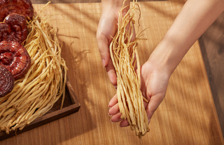 Traditional Chinese medicinal herbs Codonopsis pilosula or Dangshen and Ganoderma or Lingzhi are now recognised as food ingredients in China.  ©Getty Images 